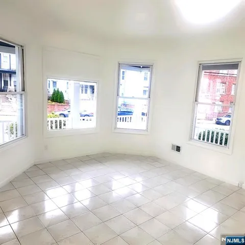 $3,000 | 221 Broadway, Unit 1, Passaic, NJ 07055