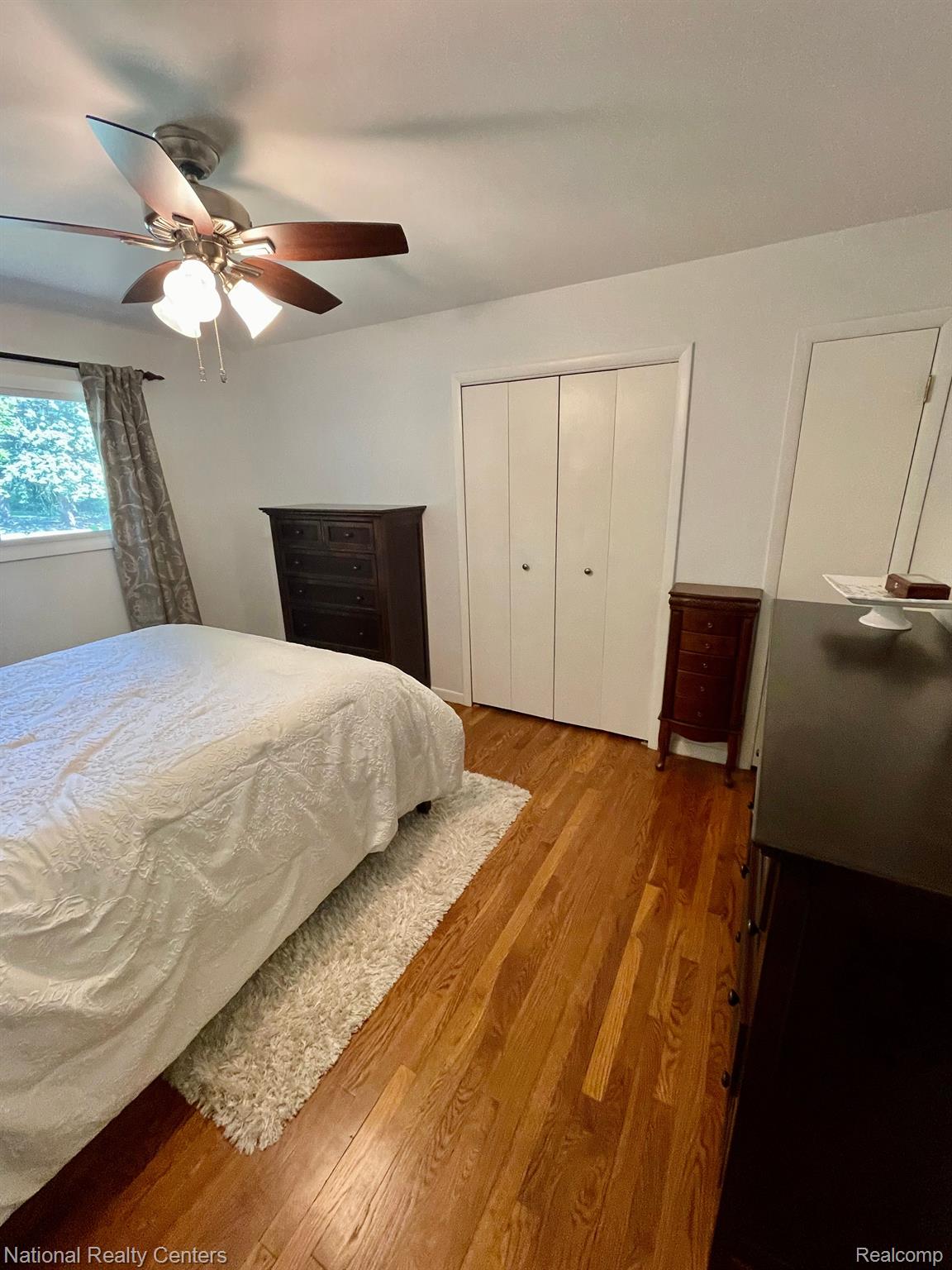 6723 Langle Drive Clarkston, MI 48346 - Photo 20 of 42 Master bedroom