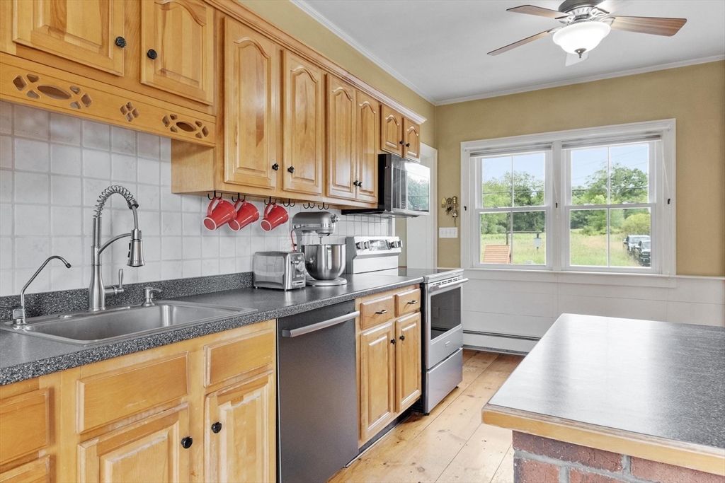 69 Winchendon Road Royalston, MA 01368 - Photo 5 of 42