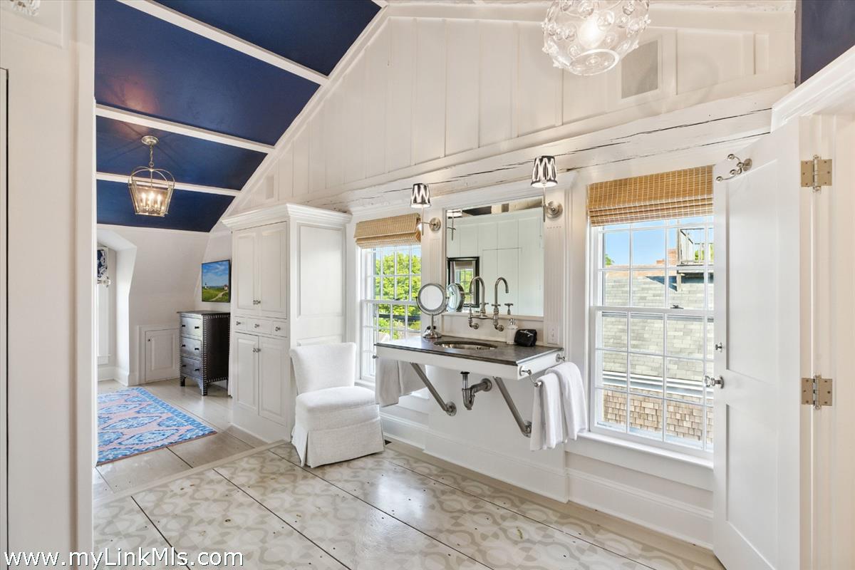 32 Union Street Nantucket, MA 02554 - Photo 21 of 30