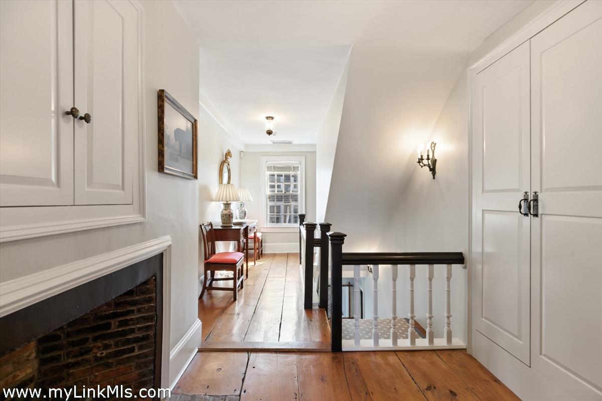32 Union Street Nantucket, MA 02554 - Photo 9 of 30
