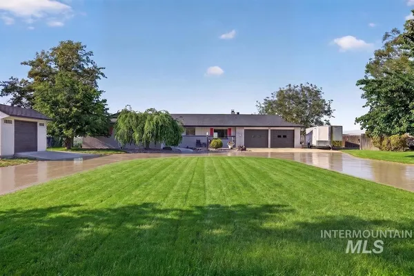 $787,500 | 4230 East Chinden Boulevard, Eagle, ID 83616