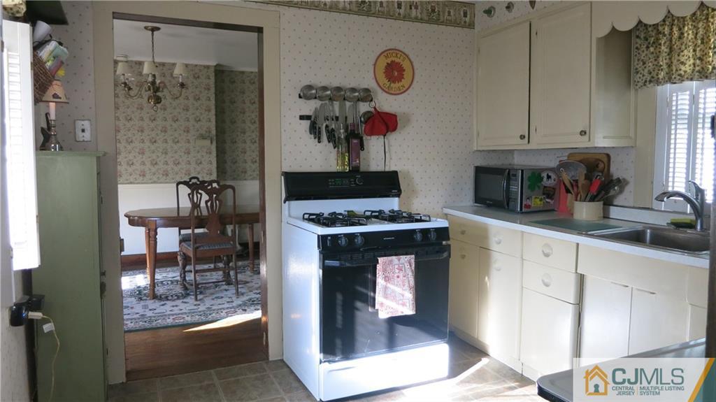 431 Front Street Dunellen, NJ 08812 - Photo 11 of 22 Gallery Image 11