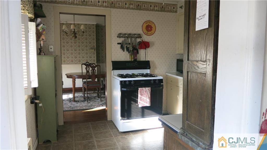 431 Front Street Dunellen, NJ 08812 - Photo 8 of 22 Gallery Image 8