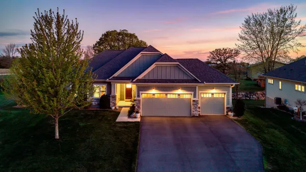 $560,000 | 2281 Silver Leaf Trail, Cologne, MN 55322