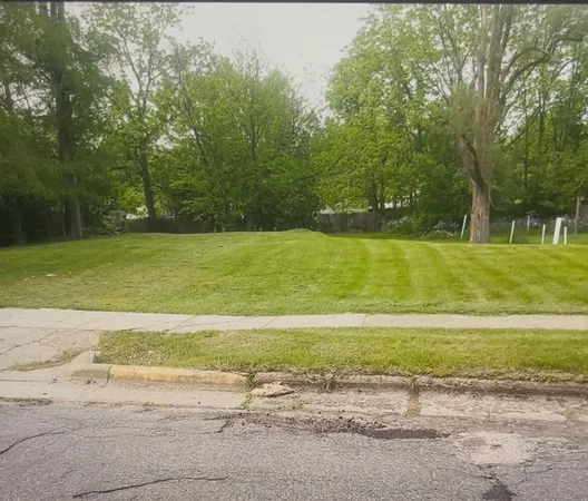 $39,900 | 910 West Grove Street, Greenville, MI 48838