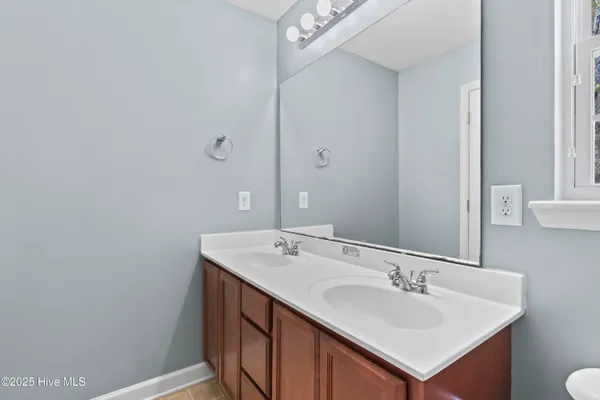 $1,600 | 320 Reid Court North, Jacksonville, NC 28540