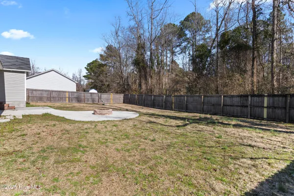 $1,600 | 320 Reid Court North, Jacksonville, NC 28540