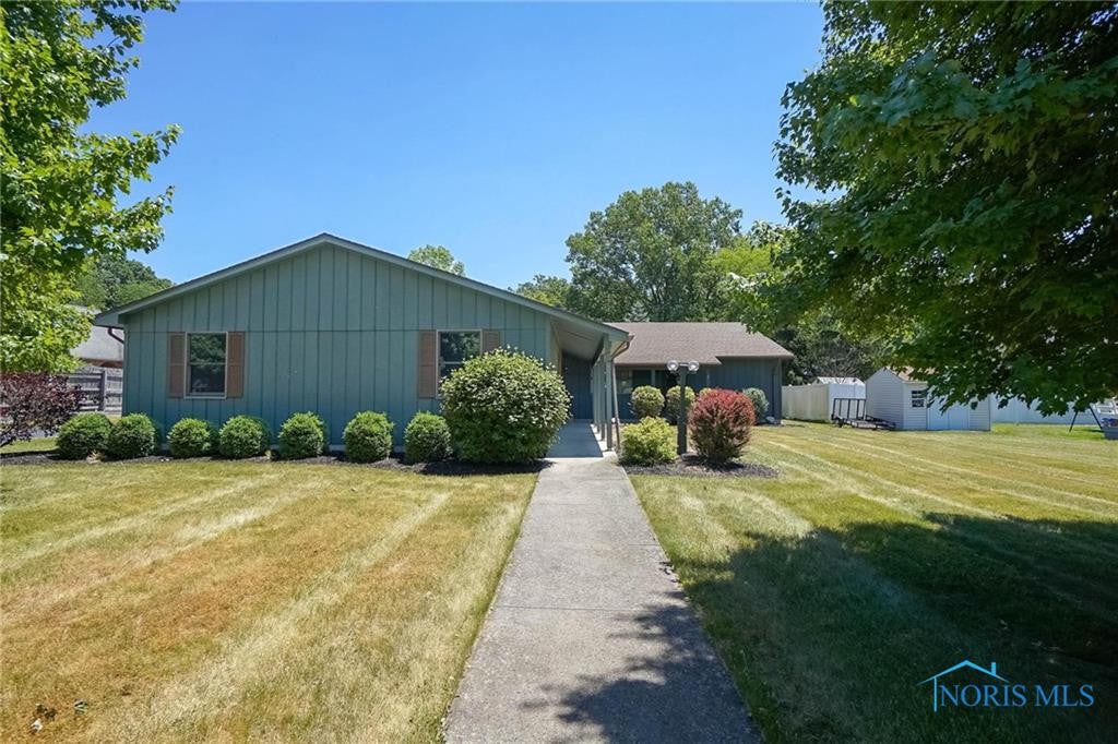 1050 Fox Run Road, Unit 2 Findlay, OH 45840 - Photo 1 of 30 Gallery Image 1