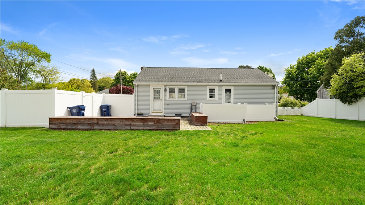 339 George Arden Avenue Warwick, RI 02886 - Photo 38 of 42
