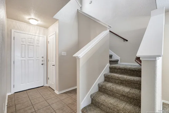 $1,850 | 11015 Gilpin Canyon, Helotes, TX 78023