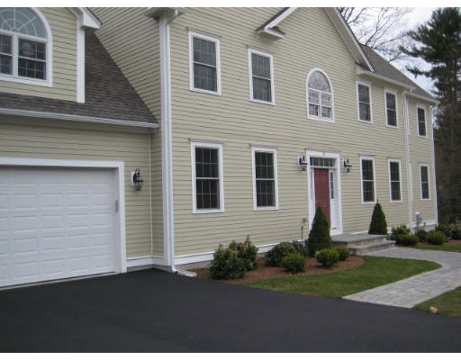 11 Pandolf Lane Needham, MA 02494 - Photo 3 of 30 Gallery Image 3