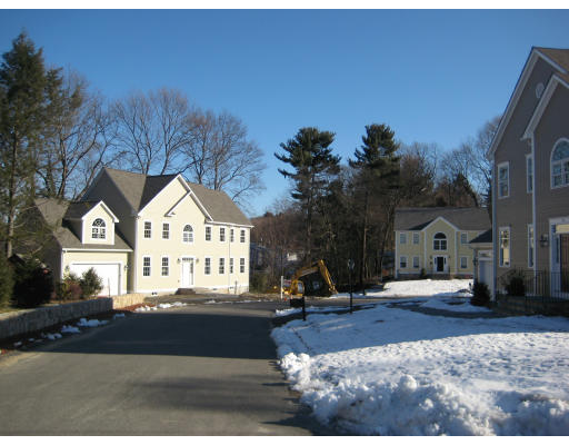 11 Pandolf Lane Needham, MA 02494 - Photo 7 of 30 Gallery Image 7