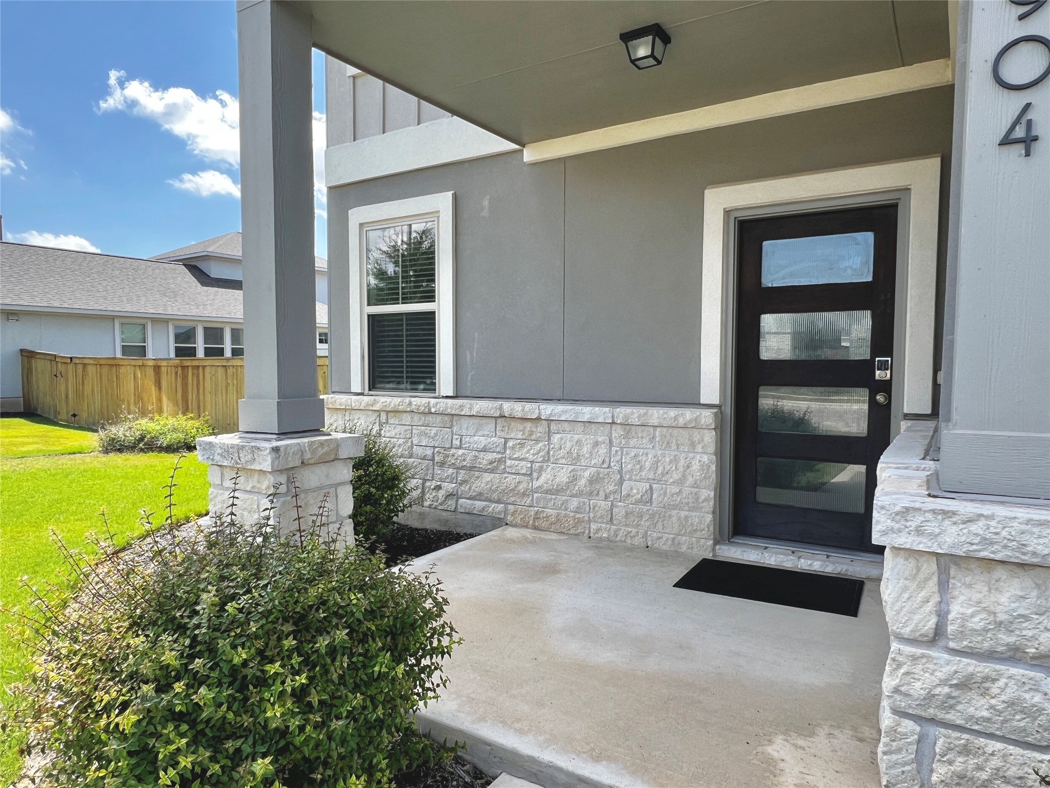 2904 Sage Ranch Drive Leander, TX 78641 - Photo 2 of 21