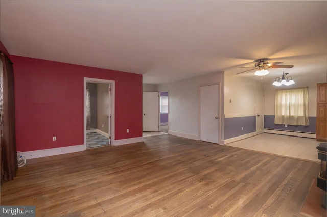a view of a livingroom with a furniture