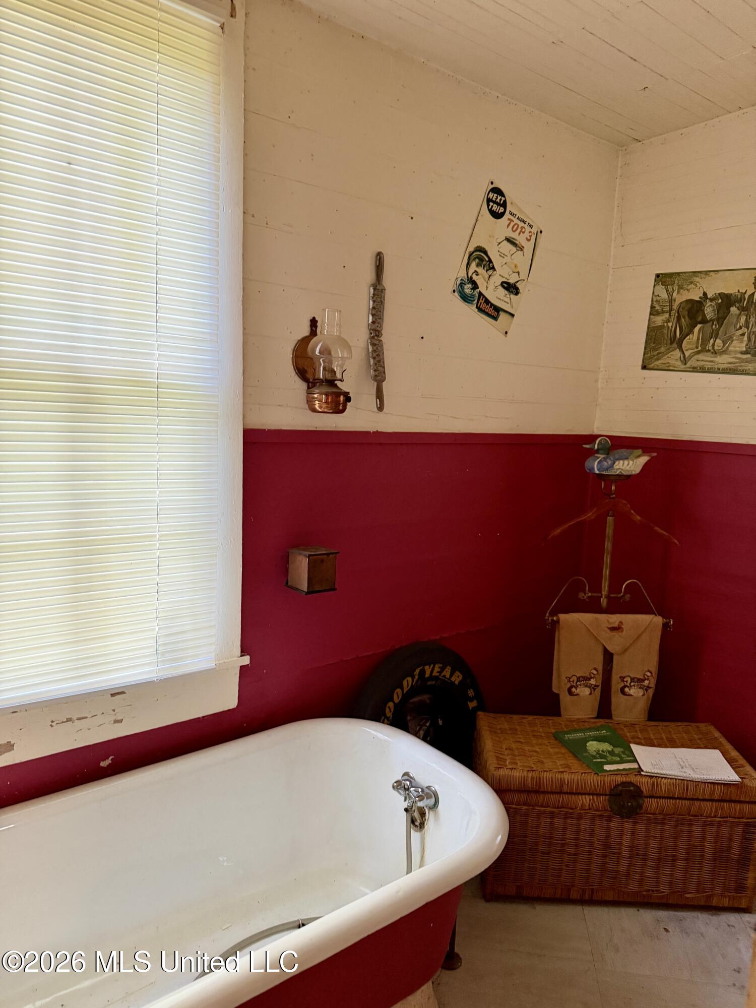 105 Church Street Senatobia, MS 38668 - Photo 20 of 27 IMG_3711
