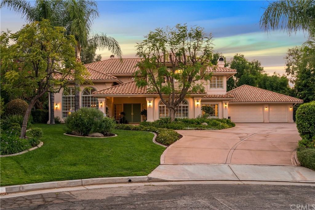 1526 Weston Way Riverside, CA 92506 - Photo 1 of 1 front view of a house with a garden