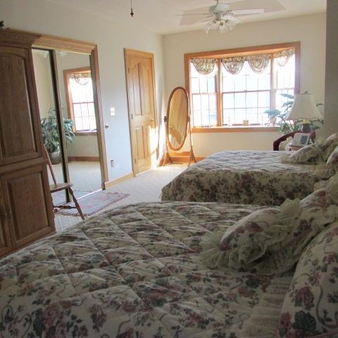1527 Borror Road Grove City, OH 43123 - Photo 22 of 54
