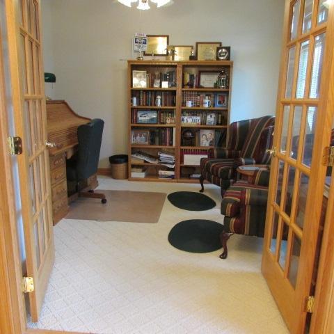 1527 Borror Road Grove City, OH 43123 - Photo 5 of 54