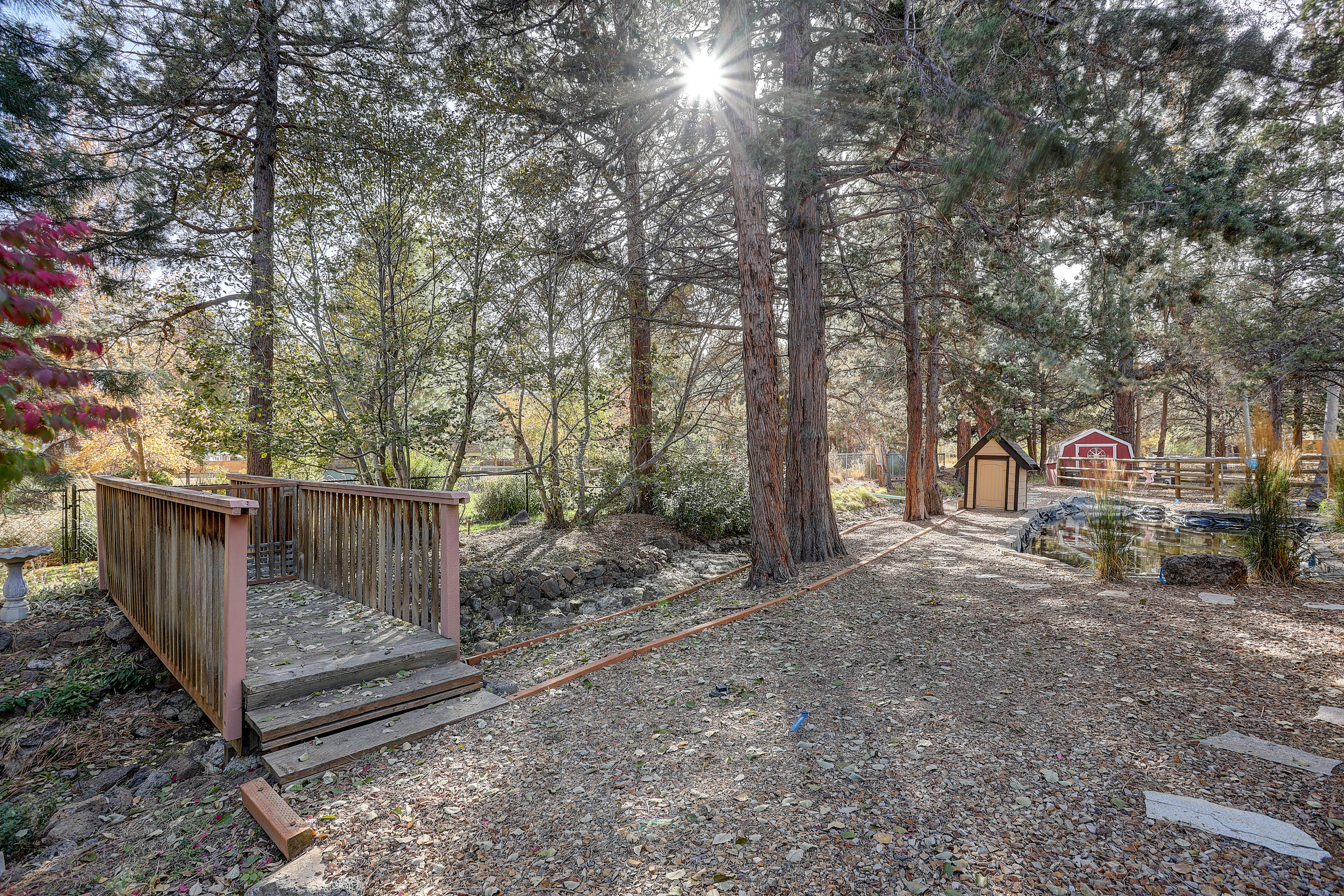 61267 Benham Road Bend, OR 97702 - Photo 39 of 49 Side yard