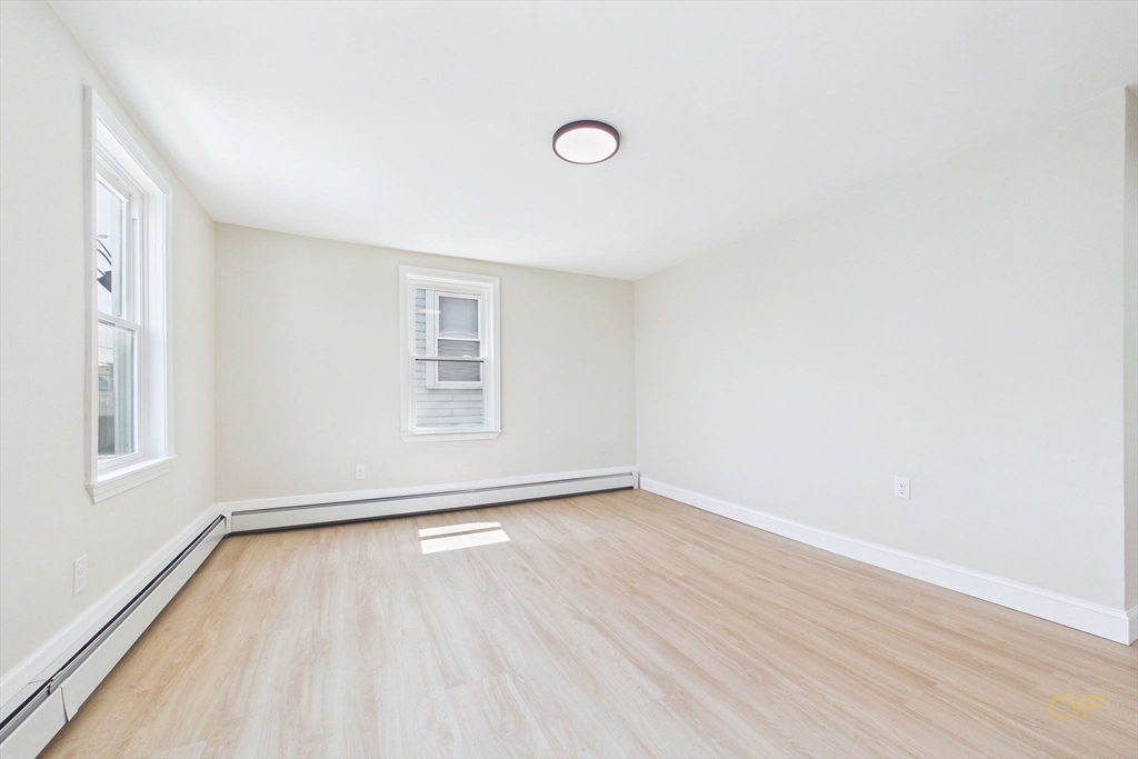 201 Wade Street Fall River, MA 02721 - Photo 14 of 38
