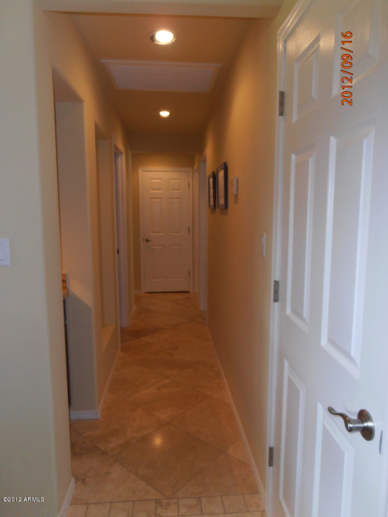 1931 East Lamar Road Phoenix, AZ 85016 - Photo 12 of 44 10-hallway to bedrooms