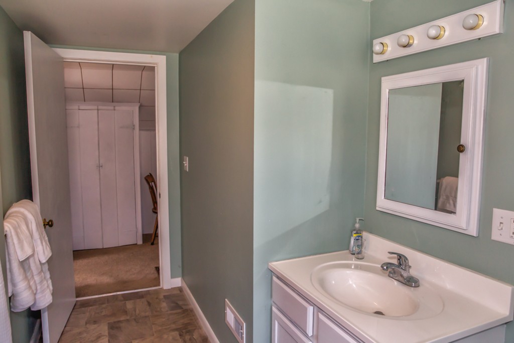 12 Bugbee Road Southwick, MA 01077 - Photo 15 of 25 Gallery Image 15