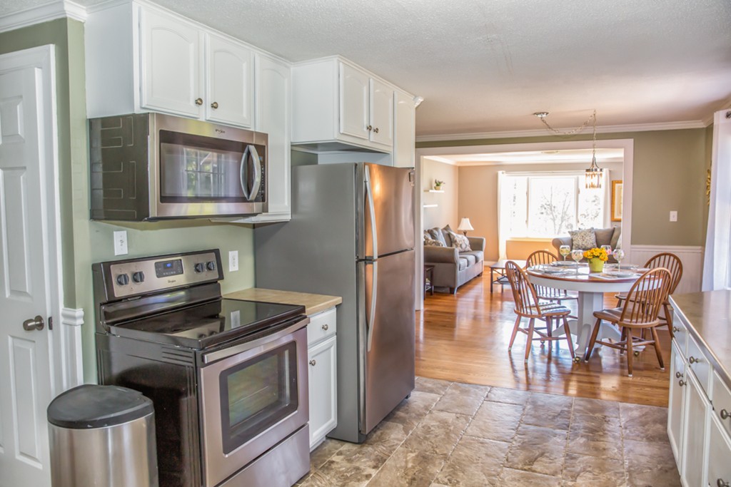 12 Bugbee Road Southwick, MA 01077 - Photo 4 of 25 Gallery Image 4