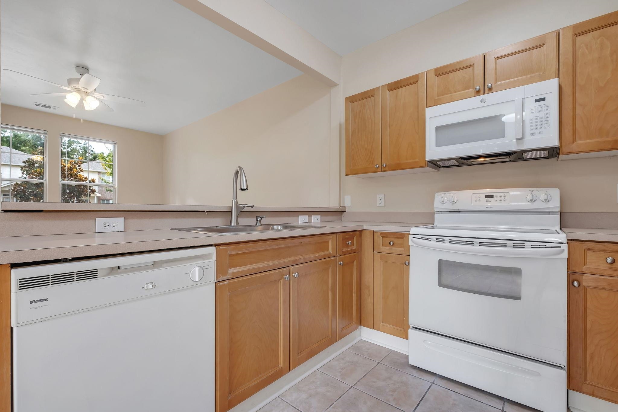 2014 Midyette Road, Unit 108 Tallahassee, FL 32301 - Photo 12 of 18