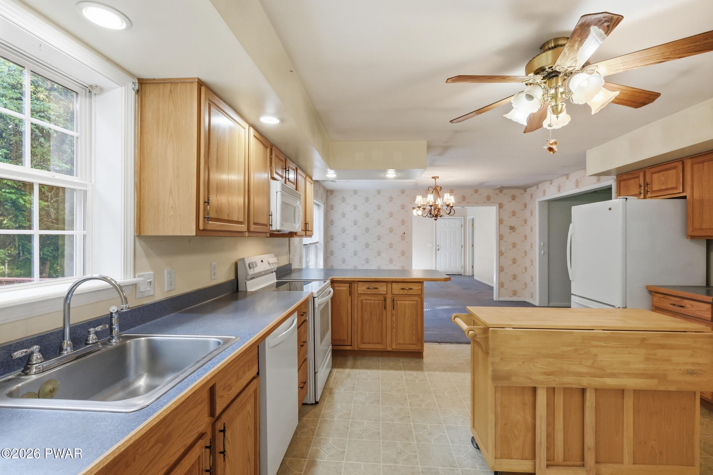 710 Hemlock Road Waymart, PA 18472 - Photo 12 of 50