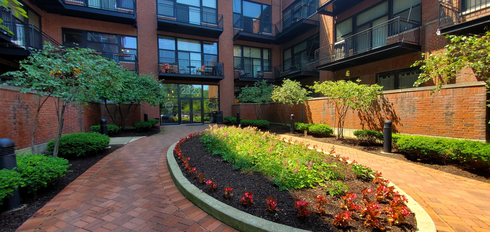 2323 West Pershing Road, Unit 220 Chicago, IL 60609 - Photo 2 of 15