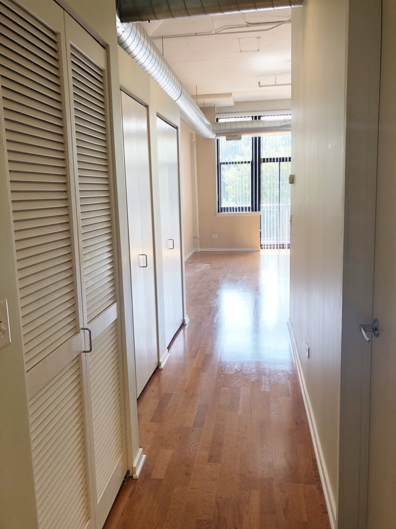 2323 West Pershing Road, Unit 220 Chicago, IL 60609 - Photo 7 of 15