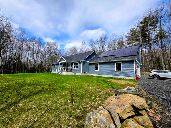 $585,000 | 15 Wildcat Drive, Haverhill, NH 03785