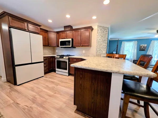 $585,000 | 15 Wildcat Drive, Haverhill, NH 03785
