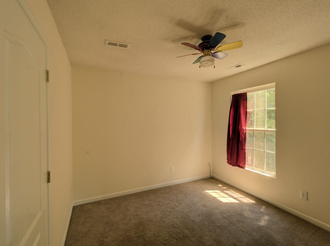 5529 Wedgegate Drive Raleigh, NC 27616 - Photo 16 of 21 2nd Bedroom