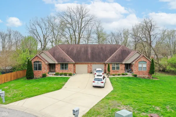 $225,000 | 655 Mallards Crossing, Martinsville, IN 46151