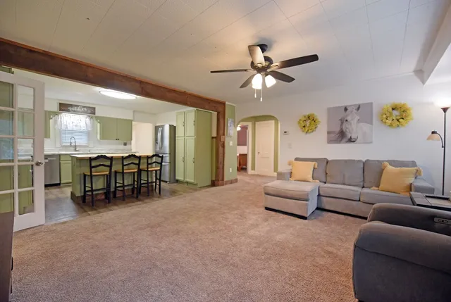 $299,500 | 749 Hillcrest Drive, McCaysville, GA 30555