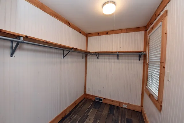 $299,500 | 749 Hillcrest Drive, McCaysville, GA 30555