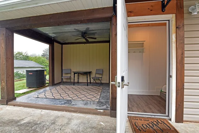 $299,500 | 749 Hillcrest Drive, McCaysville, GA 30555