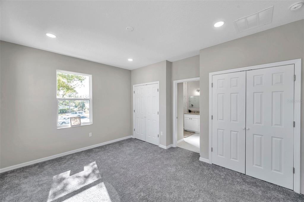 5742 Meadowlane Street New Port Richey, FL 34652 - Photo 18 of 88 a view of entryway with window