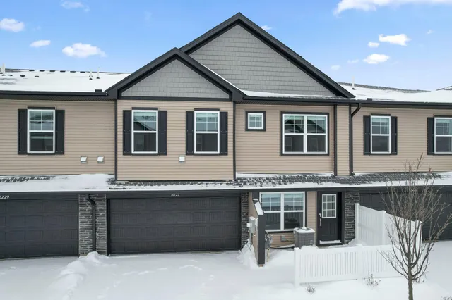 $333,910 | 5227 Long Pointe Pass, Woodbury, MN 55129