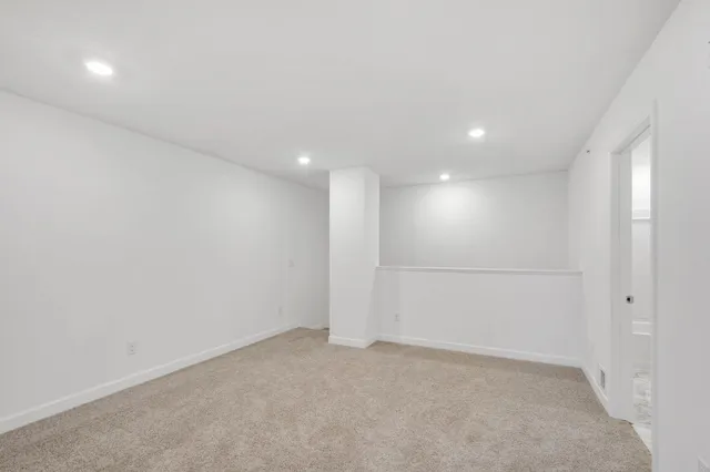 $329,910 | 5227 Long Pointe Pass, Woodbury, MN 55129