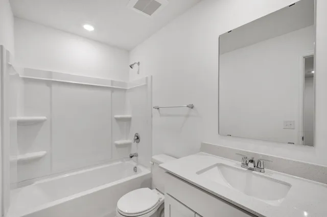 $329,910 | 5227 Long Pointe Pass, Woodbury, MN 55129