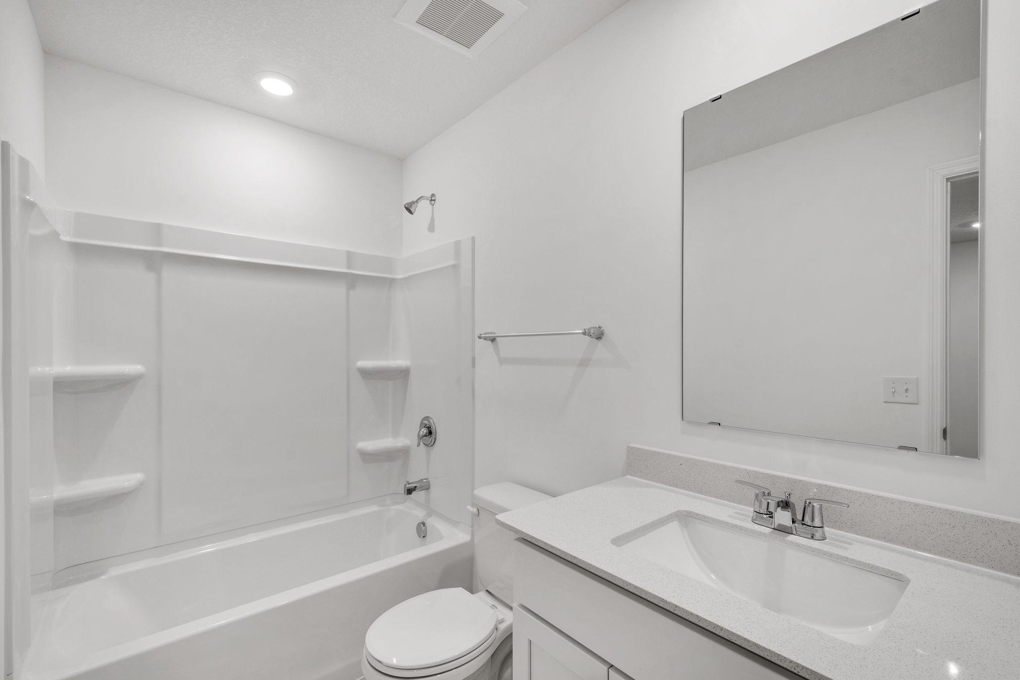 5227 Long Pointe Pass Woodbury, MN 55129 - Photo 19 of 39