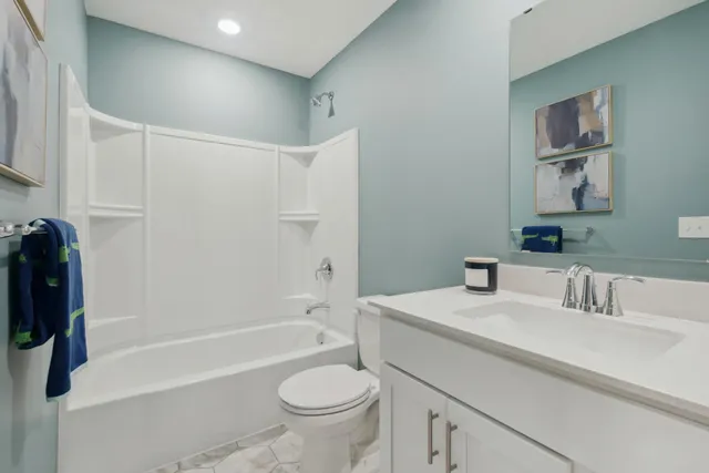 $329,910 | 5227 Long Pointe Pass, Woodbury, MN 55129