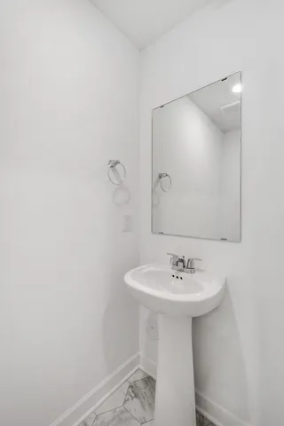 $329,910 | 5227 Long Pointe Pass, Woodbury, MN 55129