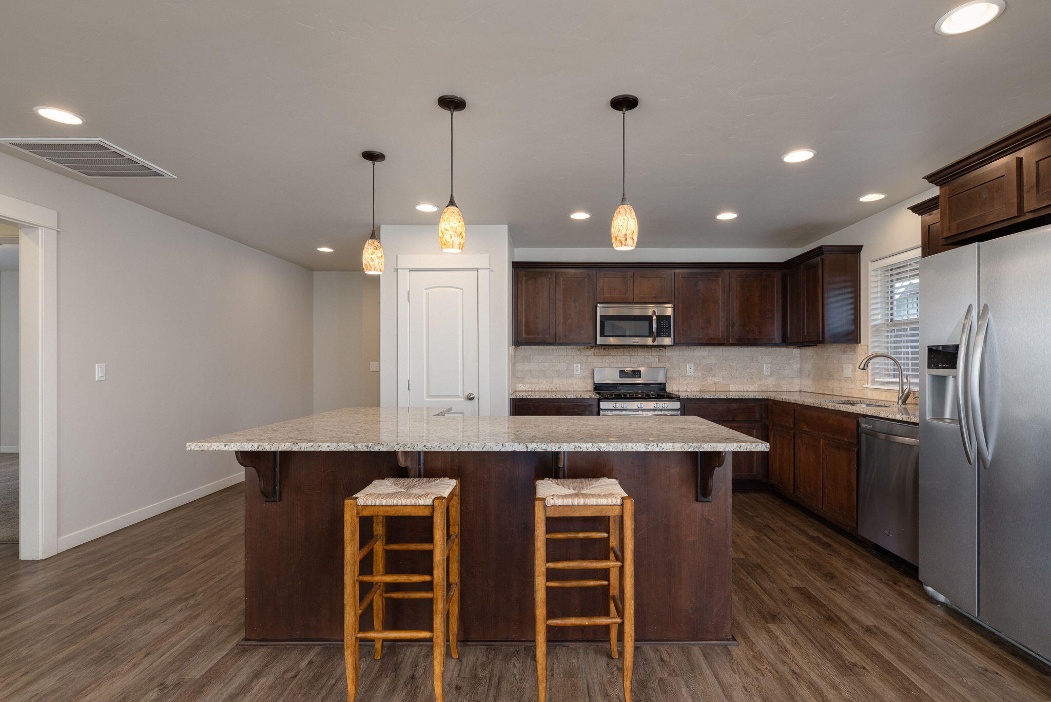 21189 Capella Place Bend, OR 97702 - Photo 14 of 31
