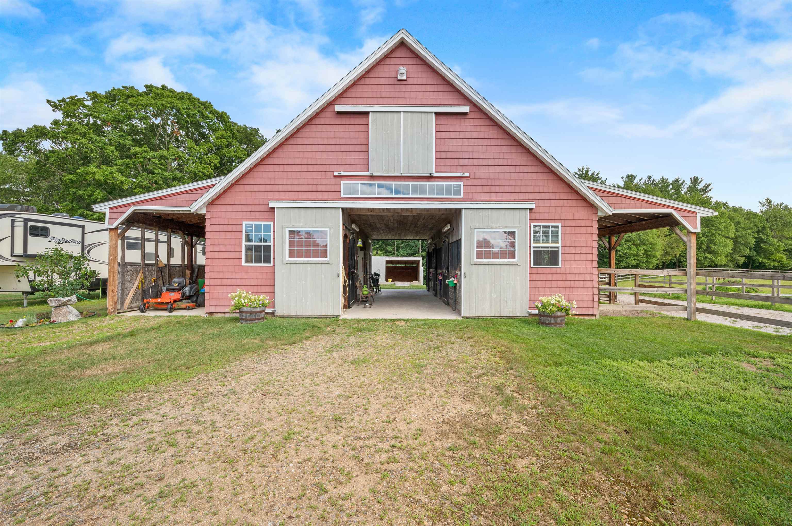 164 Swain Road Gilford, NH 03249 - Photo 7 of 40