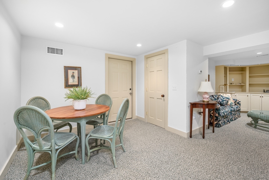 41 Court Street Chatham, MA 02650 - Photo 22 of 38