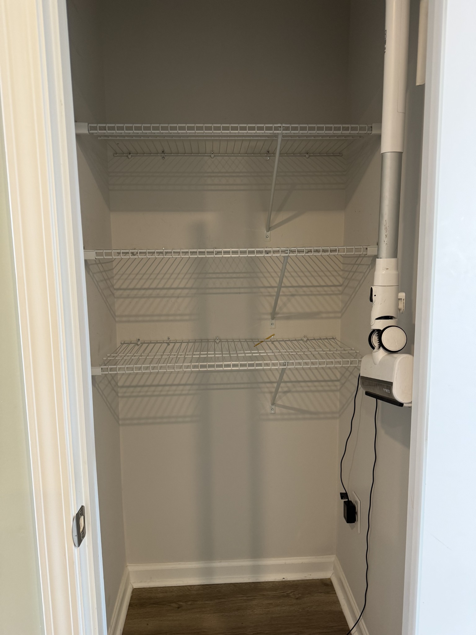 102 Cecil Road Lebanon, TN 37087 - Photo 10 of 22 a bathroom with a shower